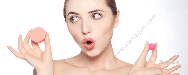 化妆搓泥是什么原因